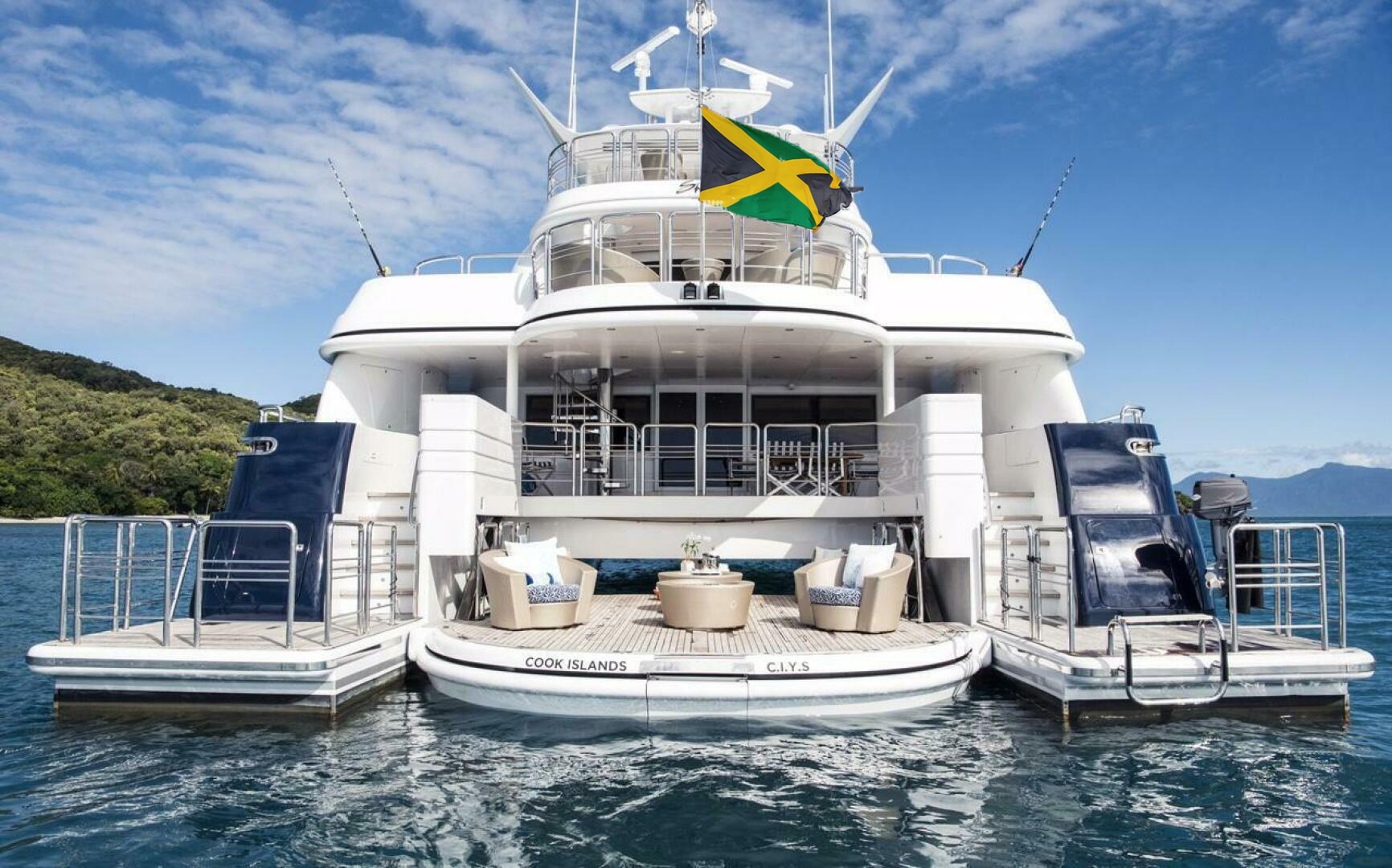 Stern view of M/Y Spirit with tender platforms open